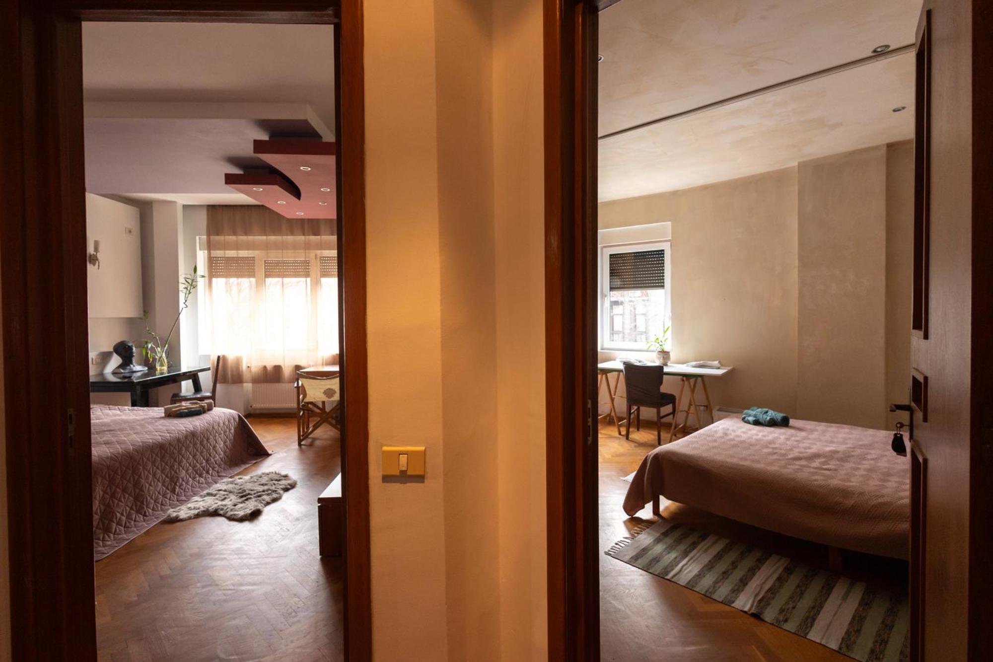 Shared Retro Vintage Luxury Apartment Bucureşti Ngoại thất bức ảnh