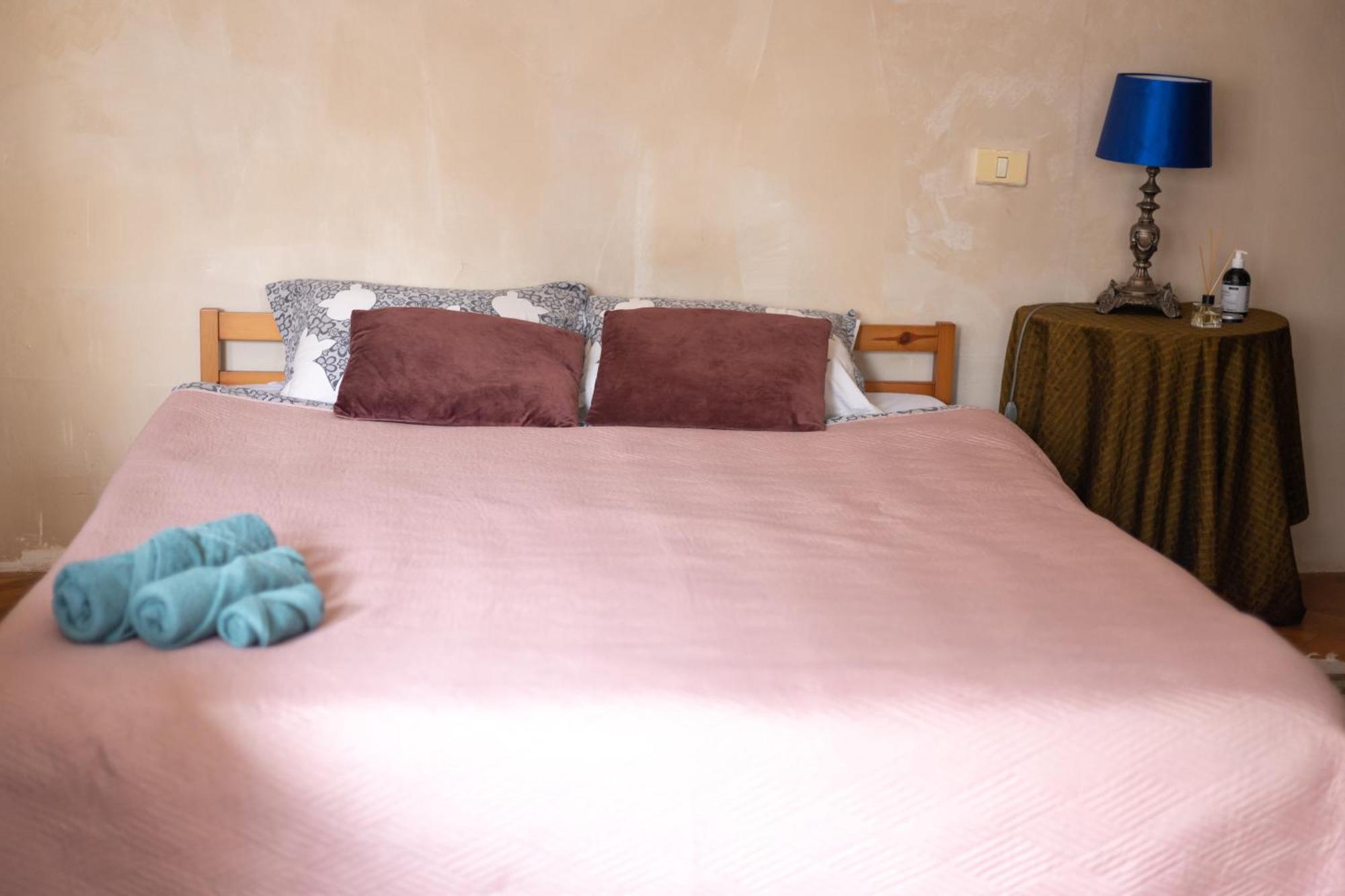 Shared Retro Vintage Luxury Apartment Bucureşti Ngoại thất bức ảnh